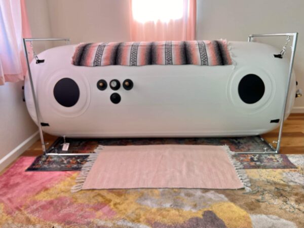 Newtowne 40" hyperbaric chamber